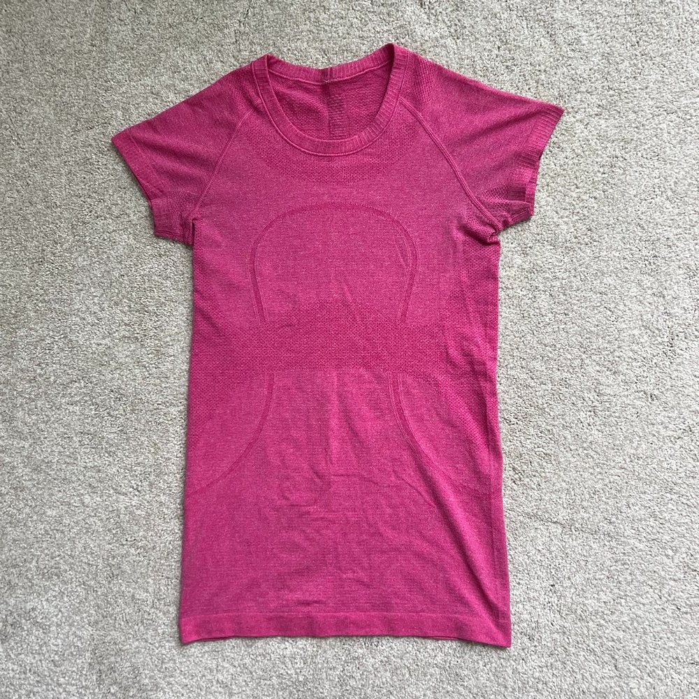 Lululemon Swiftly Tech Short Sleeve: Size 4, Pink